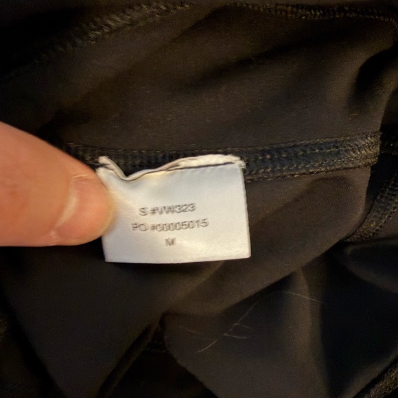 Vuori Women’s Daily Legging in Black Size Medium - Picture 7 of 7